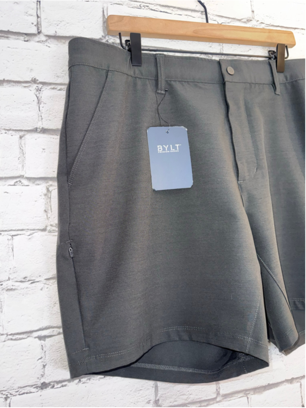 Men's Bylt Basics Shorts size 40 Kinetic Shorts Black Flat Front 7’ Inseam NEW - Picture 8 of 14